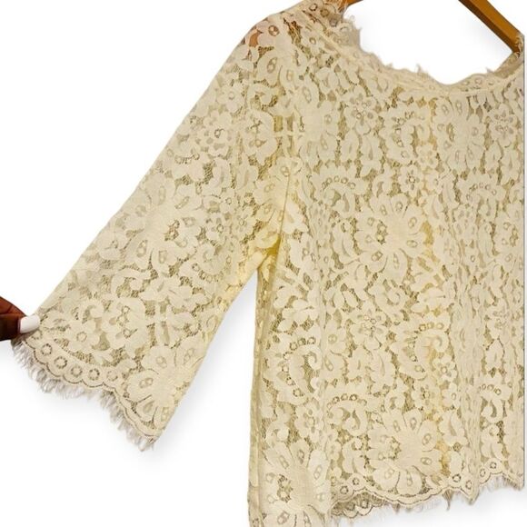 Joie Elvia Lace Button-Back Top Size XS - Picture 4 of 8